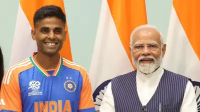 T20 World Cup Trophy: PM Modi ने Rohit Sharma से पूछा- मिट्टी का स्वाद कैसा था? सभी खिलाड़ी से इस खास पल के बारे में जाना